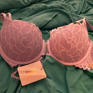 NWT Savage x fenty lavender bra 34DD